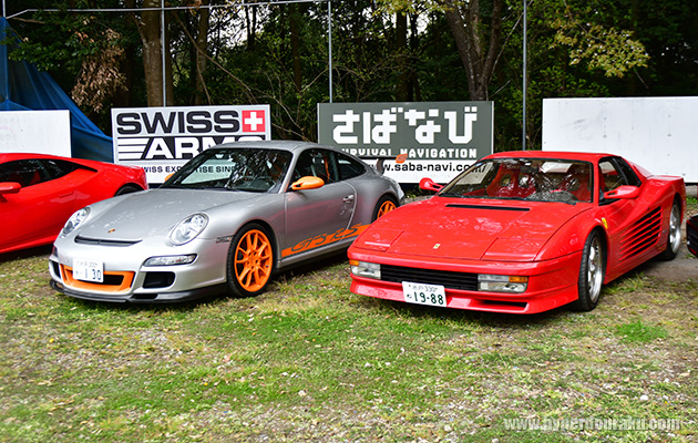 自動車展示ゾーン