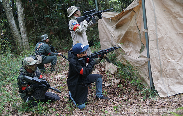 フィールドではサバゲー