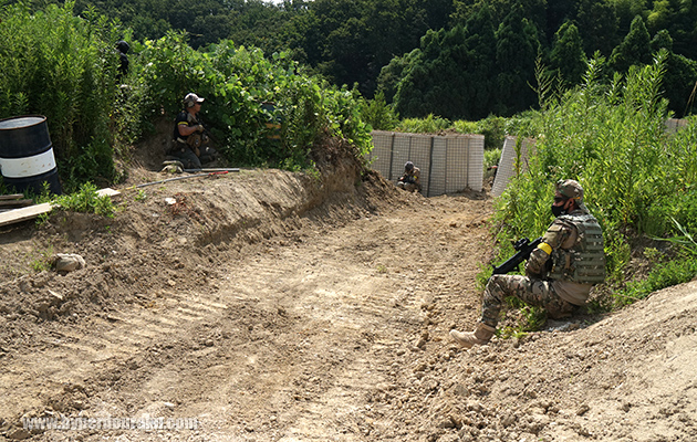 ブッシュも濃く