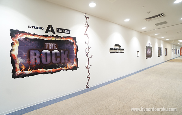 白い壁がどどーんと50m以上