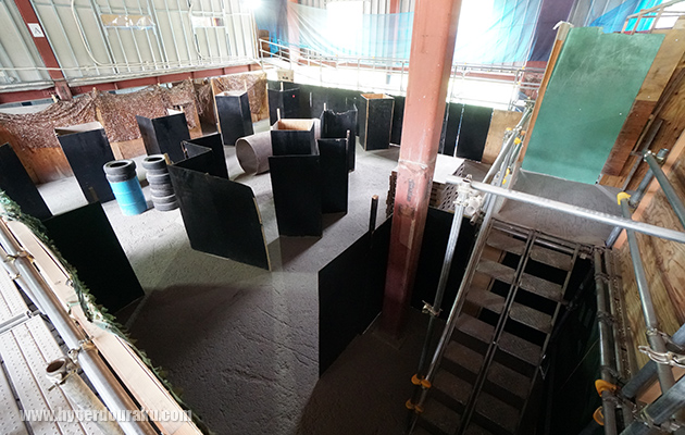 レッドフラッグ側の1階