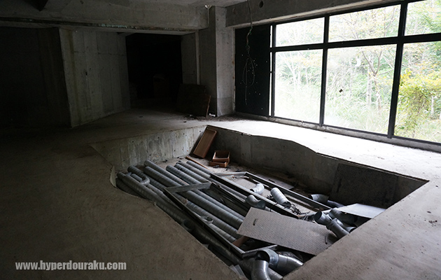 比較的小さめの窪み