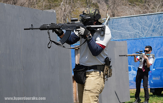 バリケードの間隔