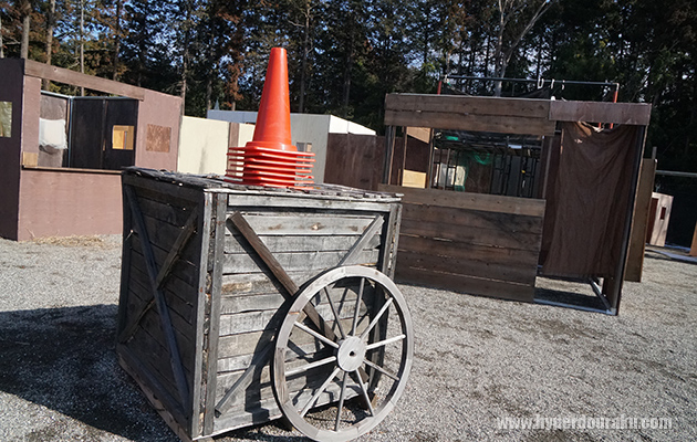 フィールド中央部