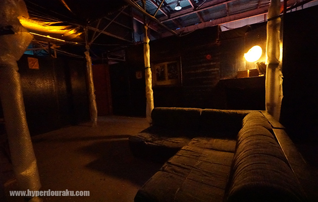 ソファの置かれた部屋