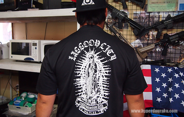 ラグーンシティオリジナルのシャツとキャップ