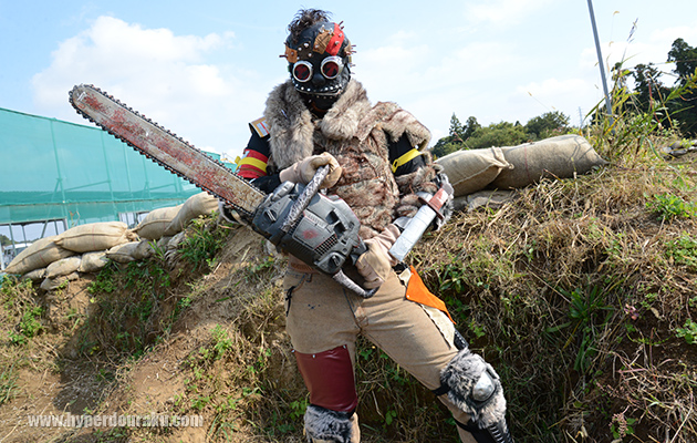 チェーンソーは実物から型取り