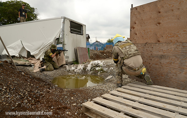 コンテナ周辺の攻防が熱い
