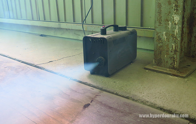 スモークマシン