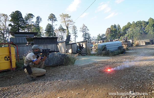 フィールド入り口