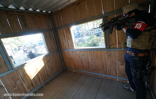 側璧塔から狙撃