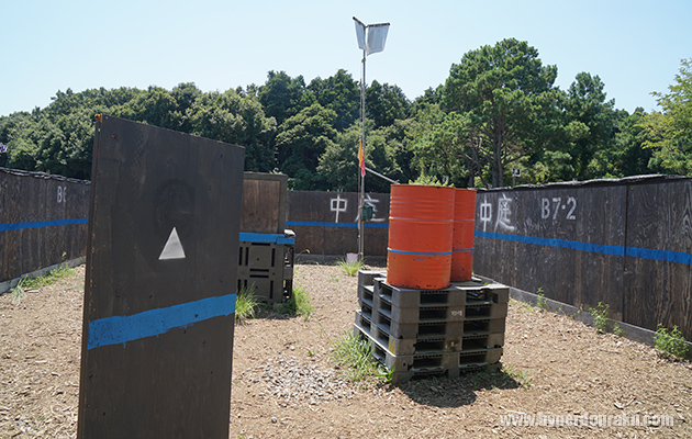 窓抜け穴は塞がれて