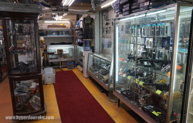 U.T.J.の併設ショップ