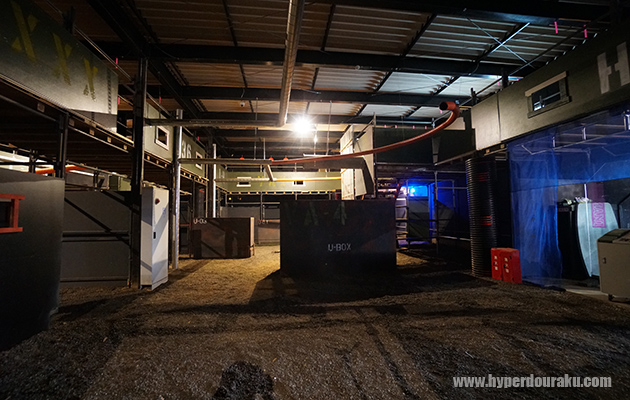 セフティ出入口近辺