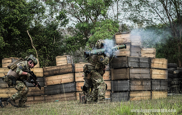 車両は10分間行動不能