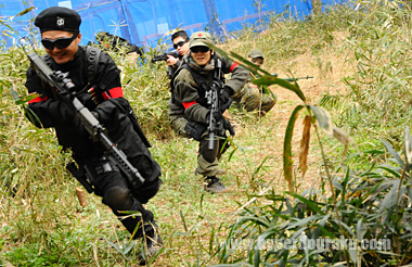 ゲームを楽しんでいる