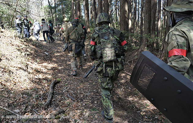 スタート位置へ