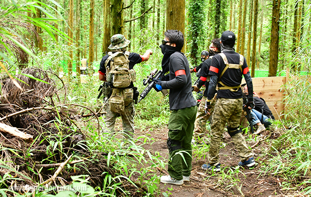 勝敗条件はフラッグ戦