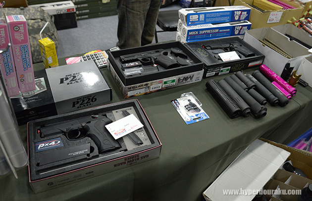 東京マルイのガスブロも売っていた