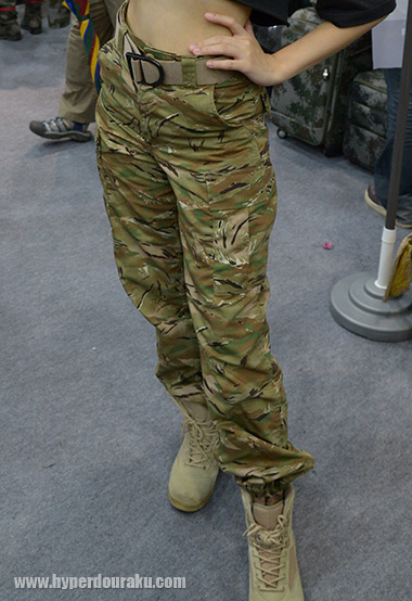 タイガーストライプ模様