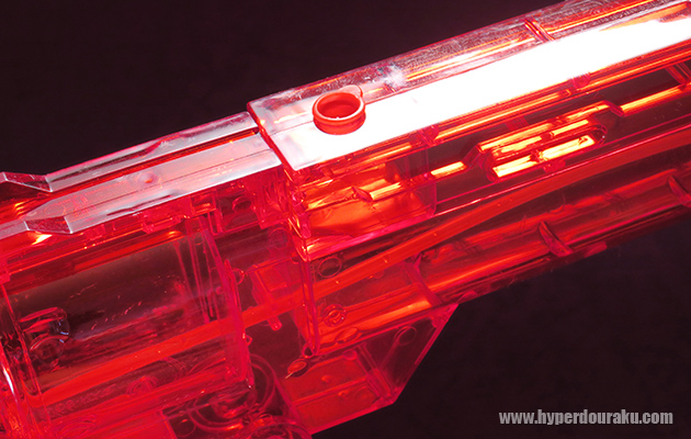 バレル上部のキャップ